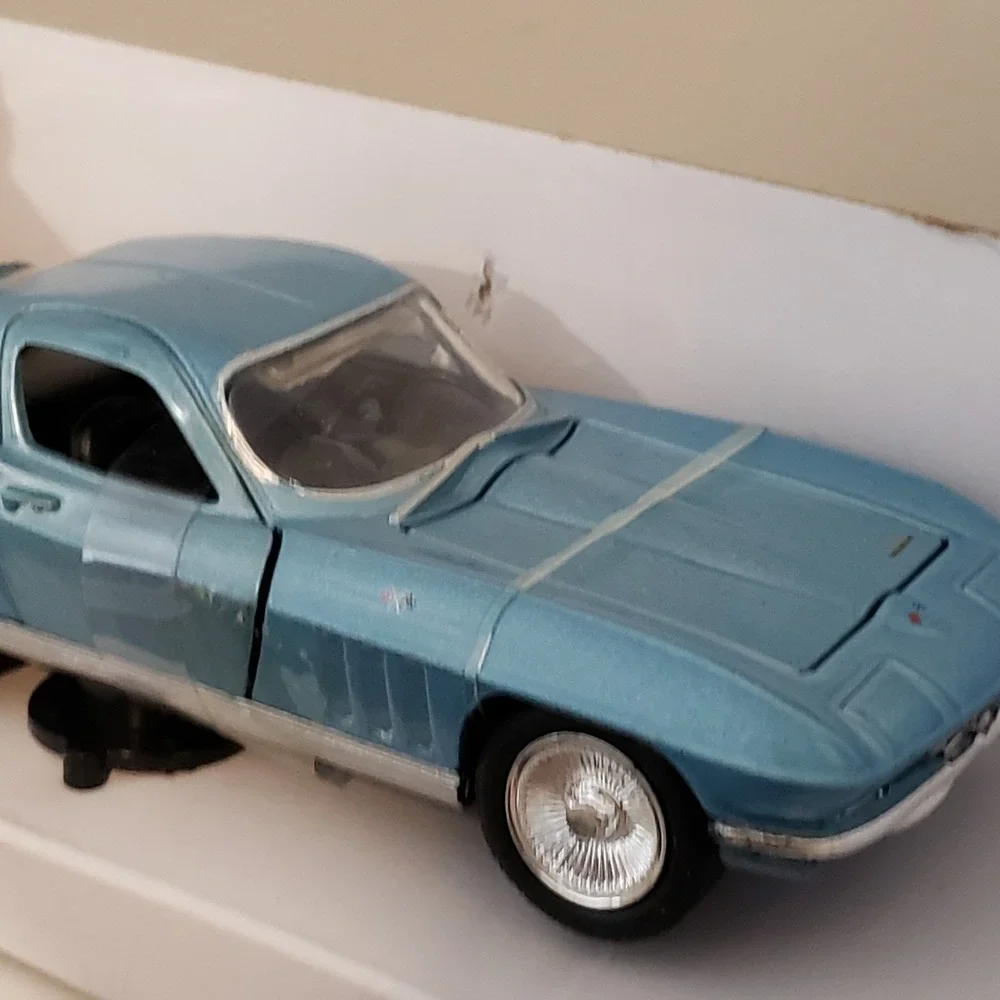 General Motors 1966 Chevelle Corvette 1:32 Blue NIB Collector SS-51430